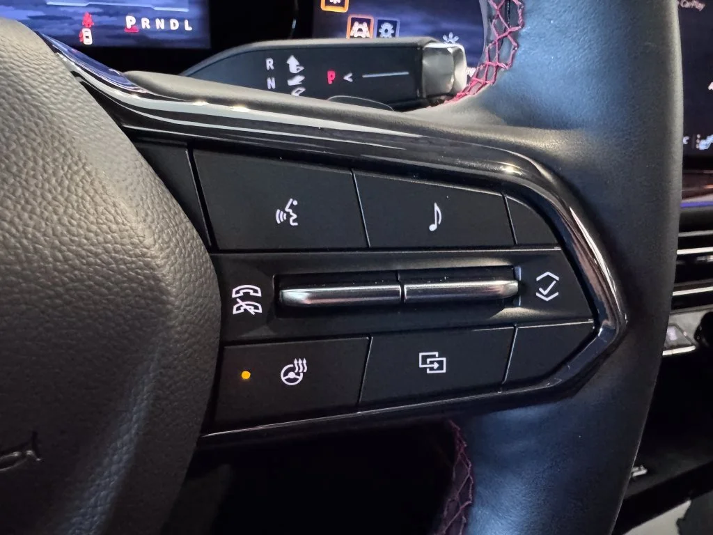 2025 Chevrolet Traverse RS - Photo 18