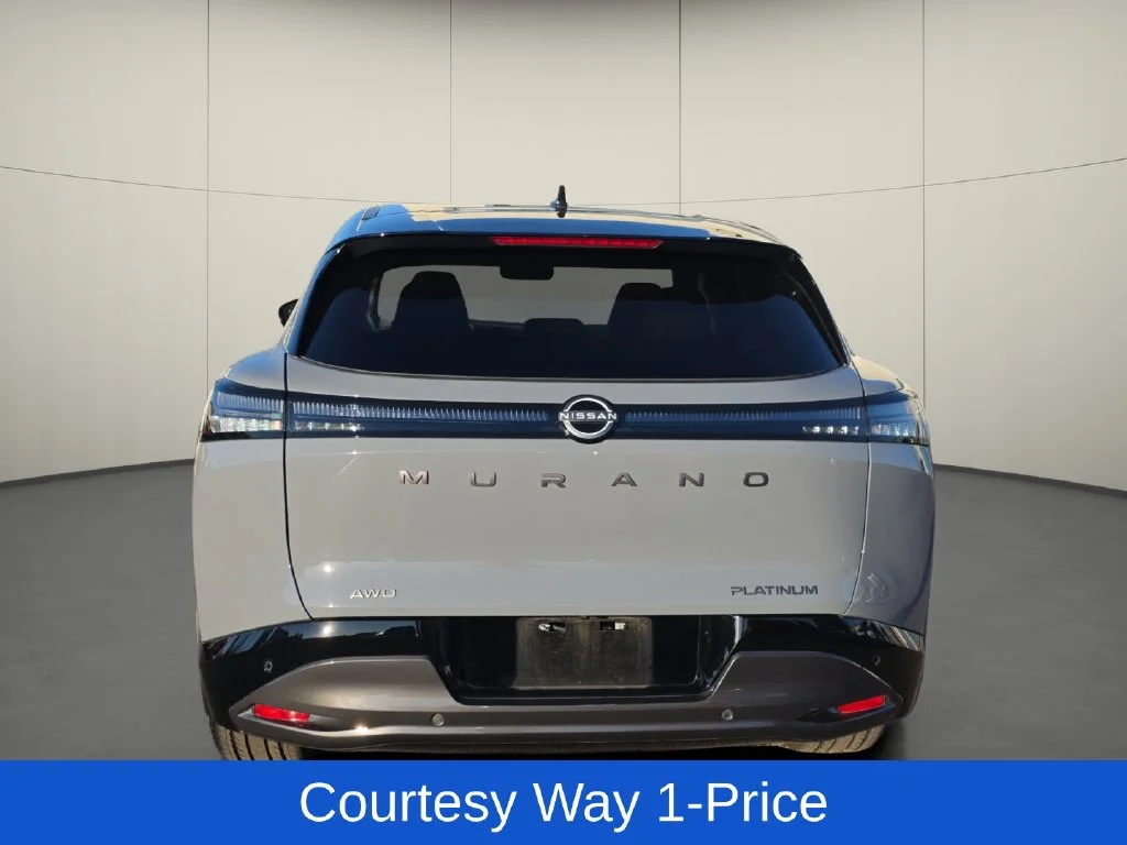 Used 2025 Gray Nissan Platinum image 5
