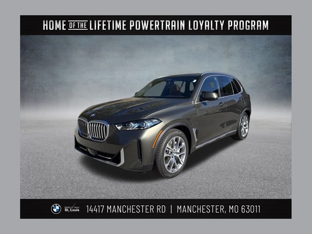 New 2026 Green BMW xDrive50e image 1