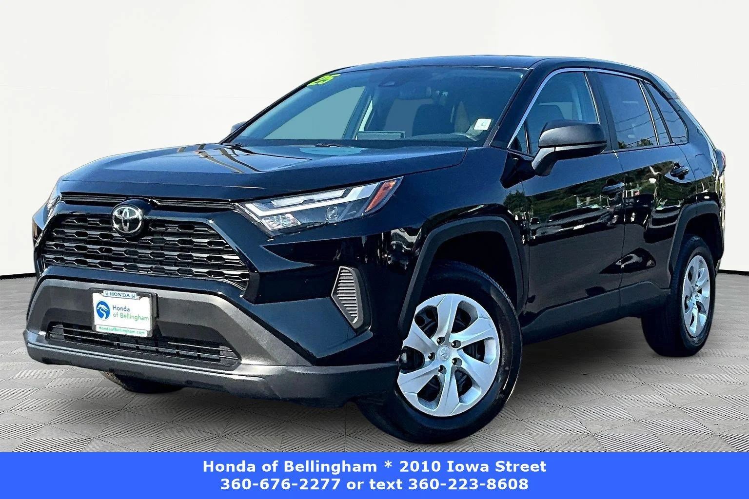 Used 2025 Midnight Black Metallic Toyota LE image 3