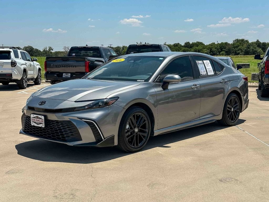 Used 2026  Toyota SE image 7