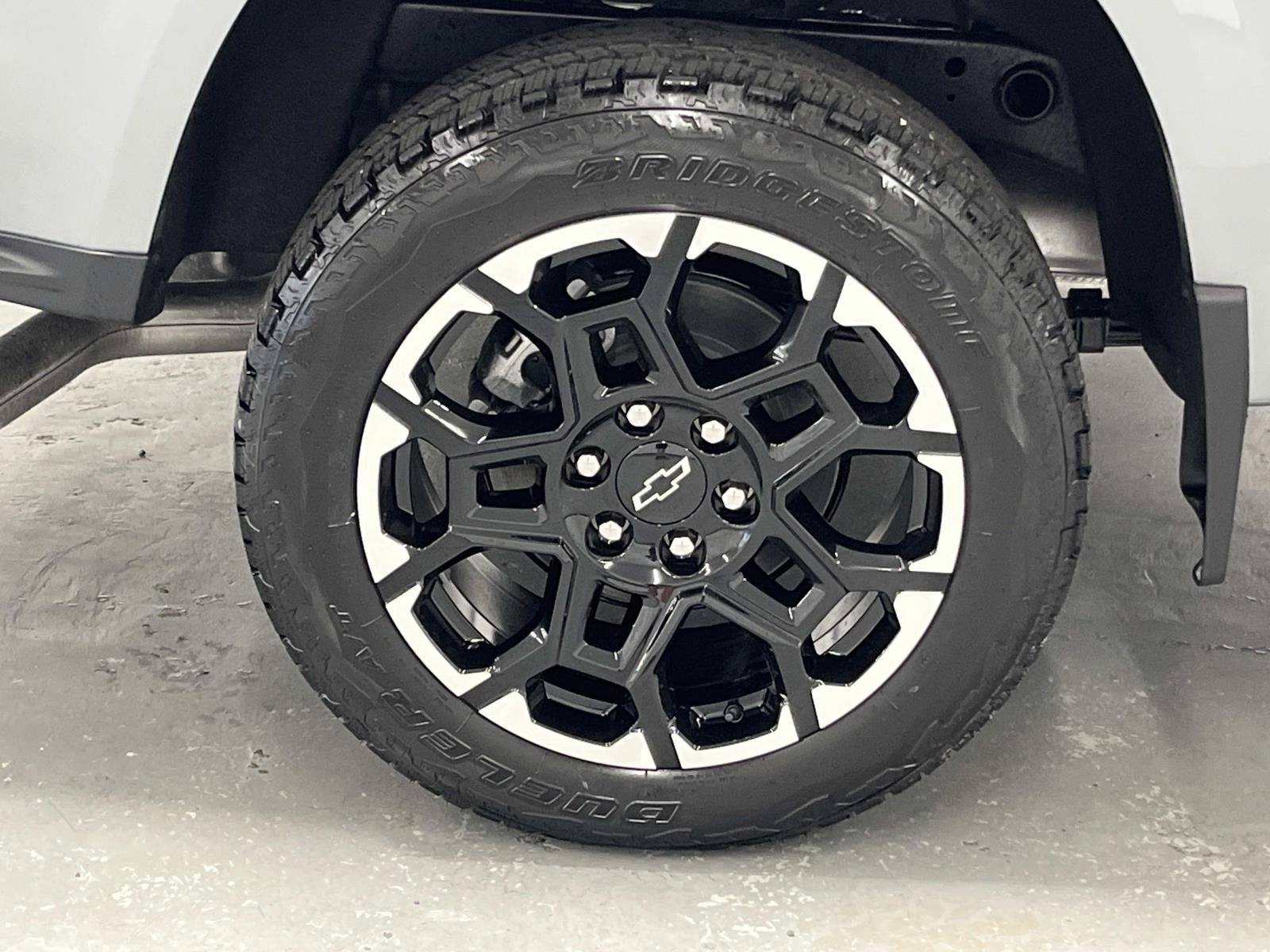 2026 Chevrolet Colorado Z71 - Photo 9