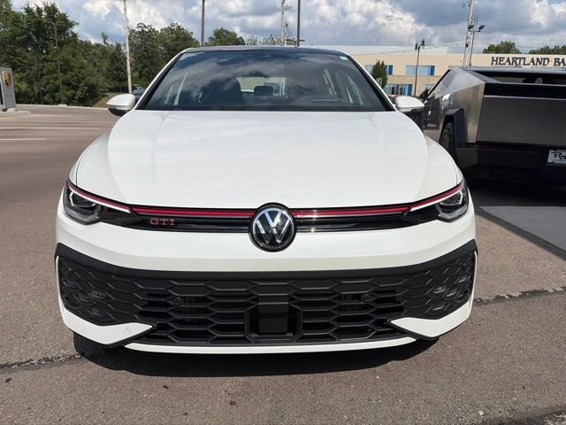 Used 2025 Opal White Pearl Volkswagen Autobahn image 5