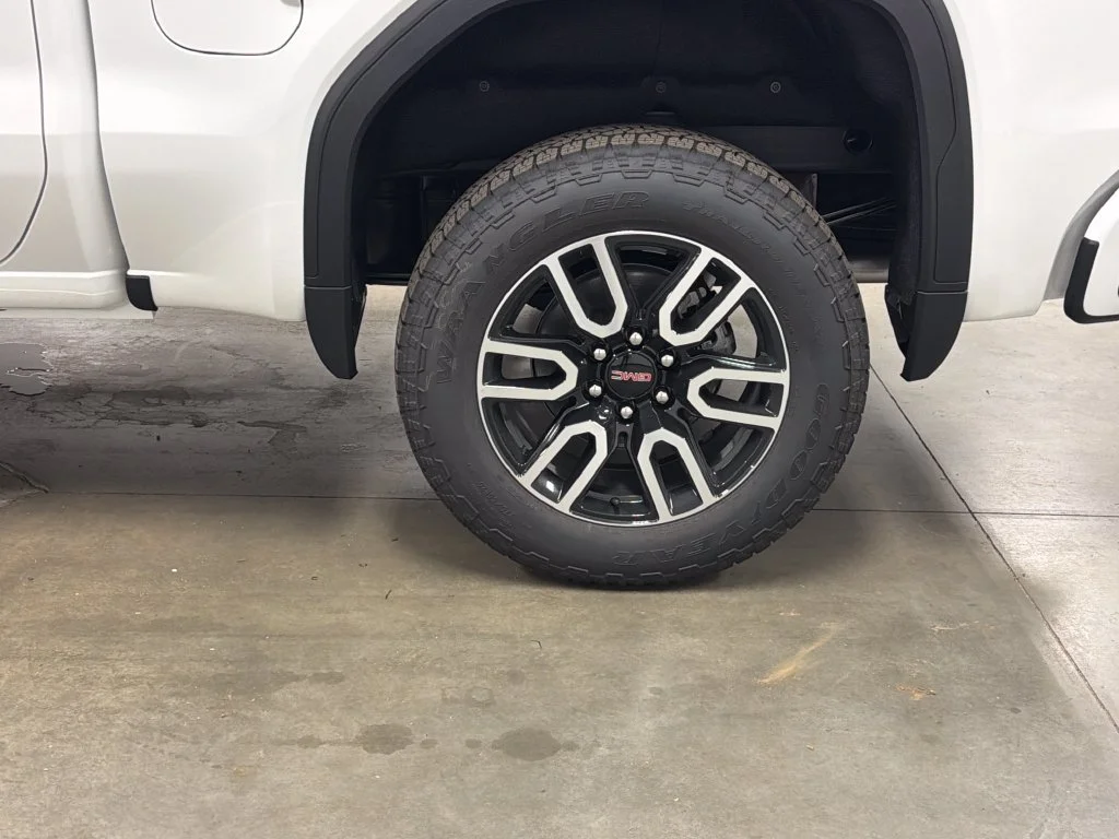 2026 GMC Sierra 1500 AT4 - Photo 14
