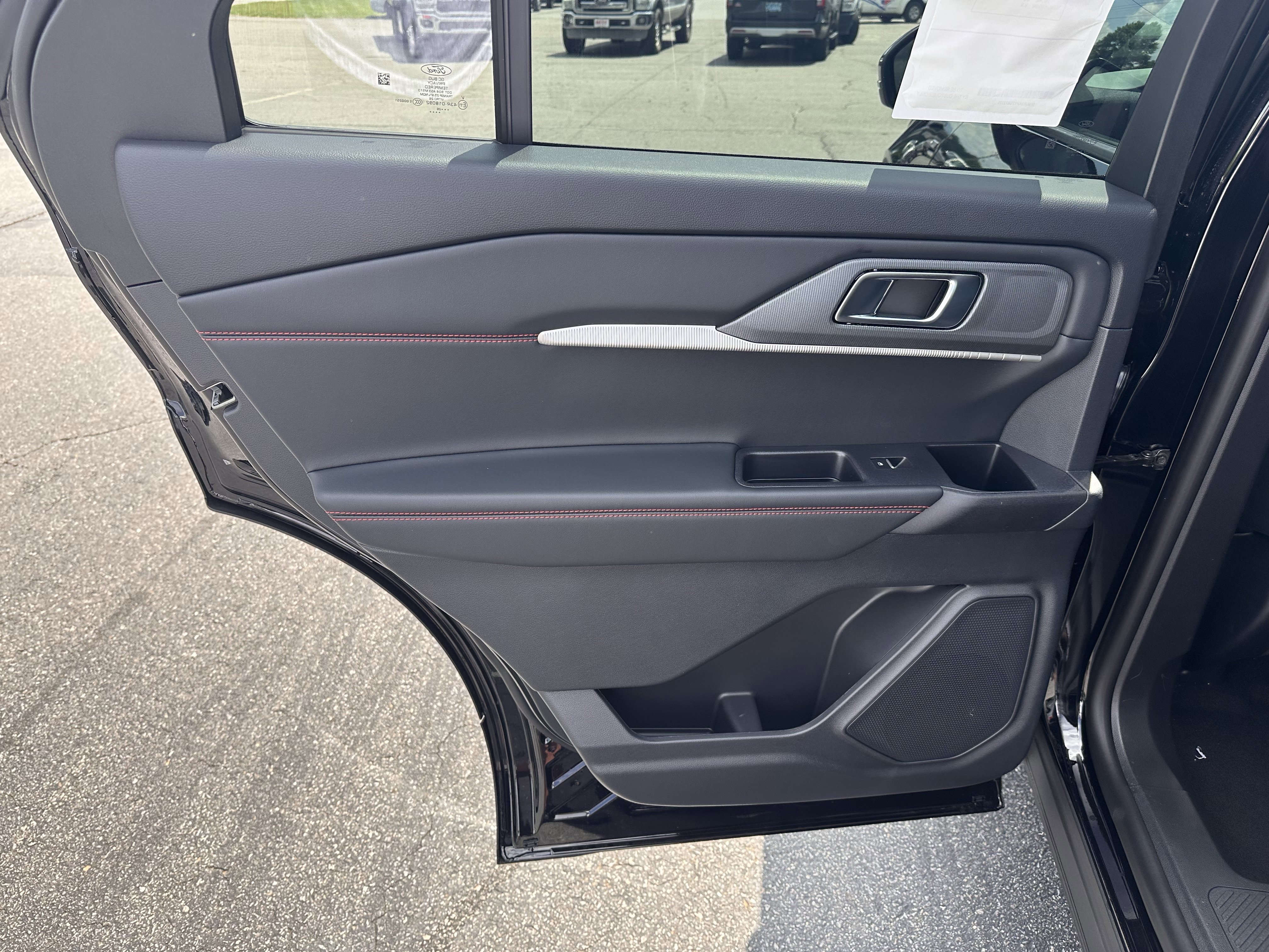 New 2026 Agate Black Metallic Ford ST-Line image 11