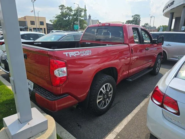 Used 2018 Red Toyota SR5 image 4
