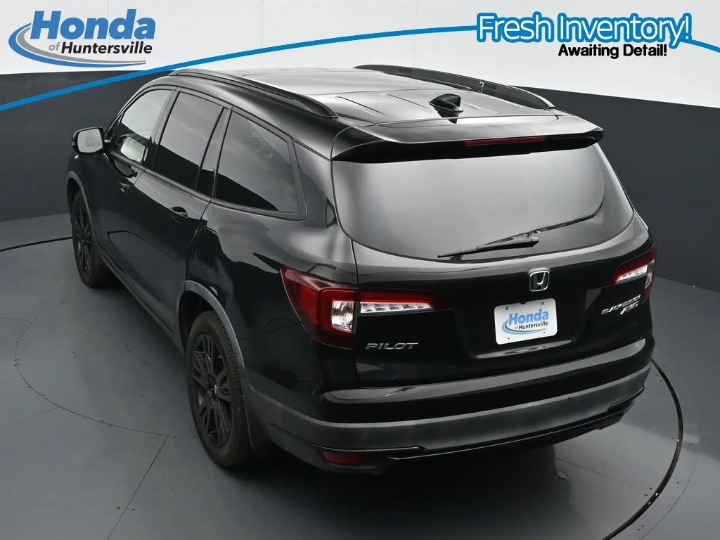 Used 2022 Crystal Black Pearl Honda Black Edition image 19