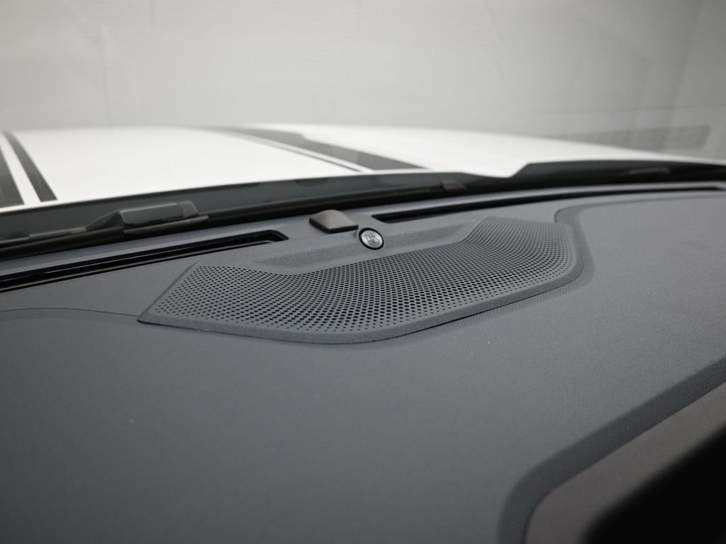 New 2026 Oxford White Ford Lariat image 16