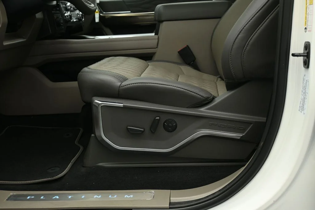 New 2026 White Ford Platinum image 8