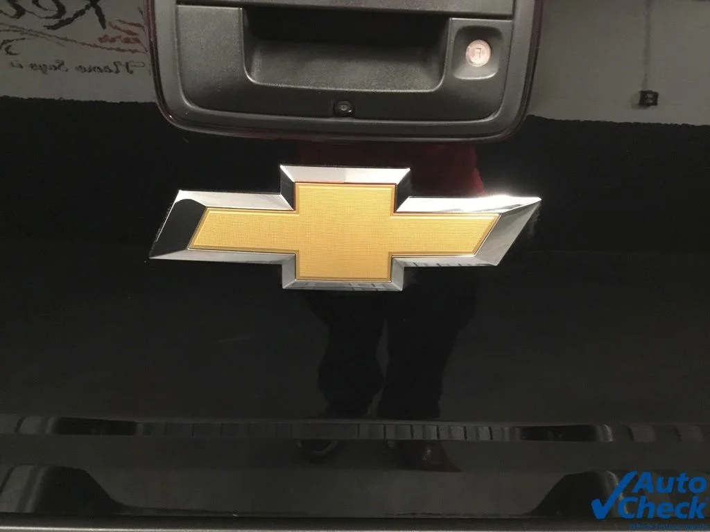 Used 2018 Black Chevrolet Work Truck image 15