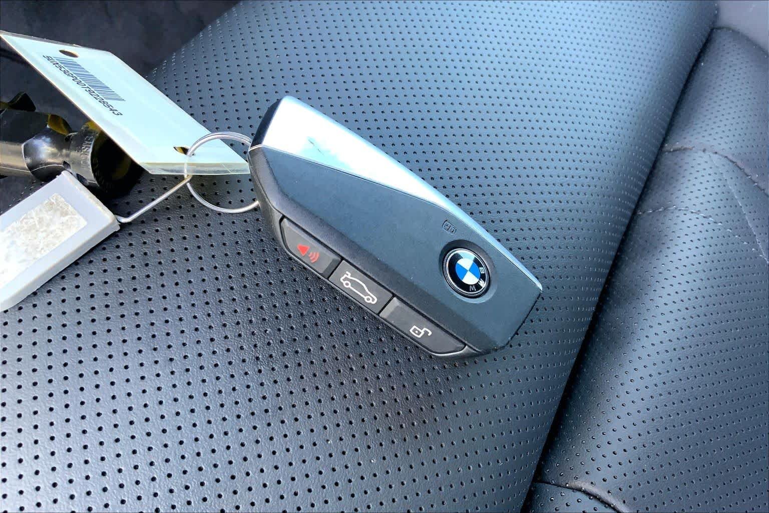 2026 BMW X3 30 - Photo 28
