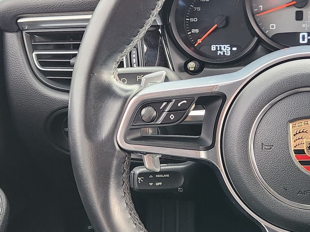 Used 2019 Dolomite Silver Metallic Porsche S image 30