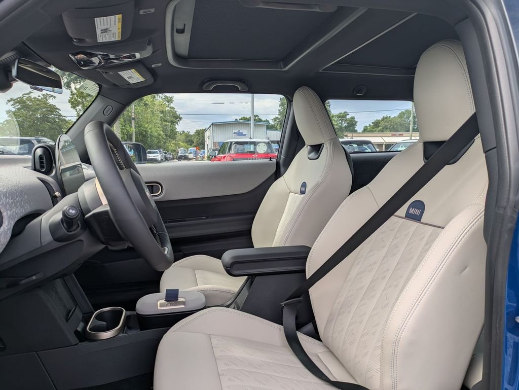 2025 MINI Hardtop 2 Door S - Photo 24