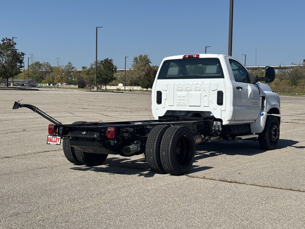 Used 2024 White Chevrolet Work Truck image 9