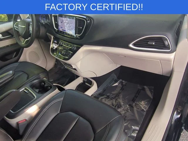 Used 2023 Black Chrysler Touring L image 34