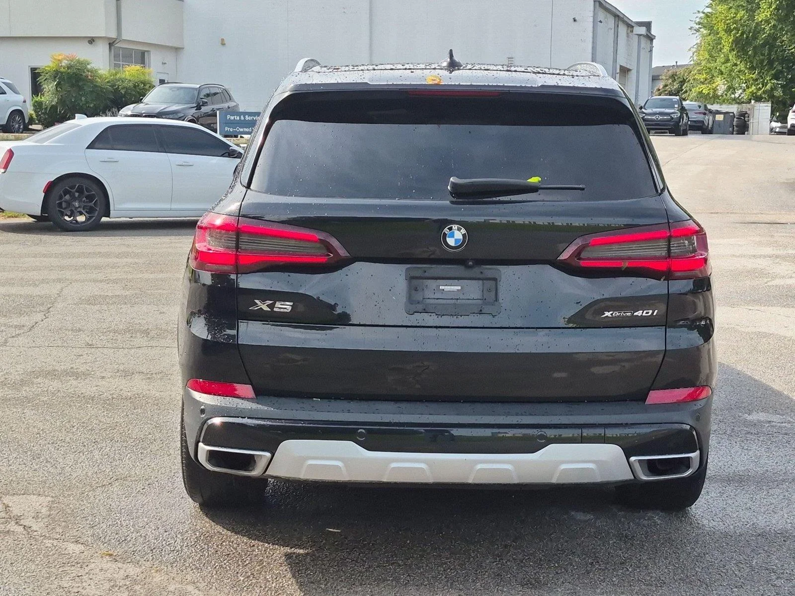 Used 2021 Black Sapphire Metallic BMW xDrive40i image 4