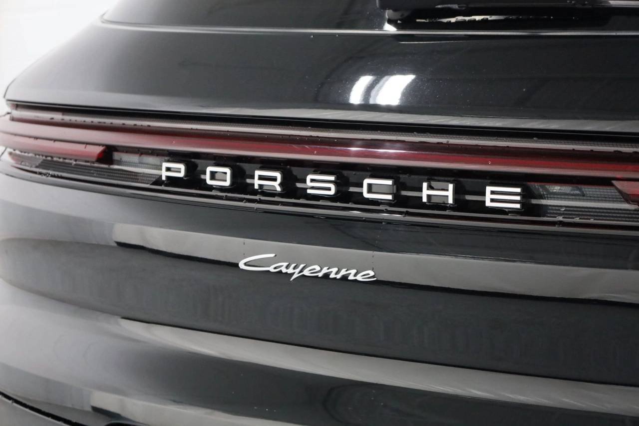 Certified Used 2024 Black Porsche (MY24) image 8
