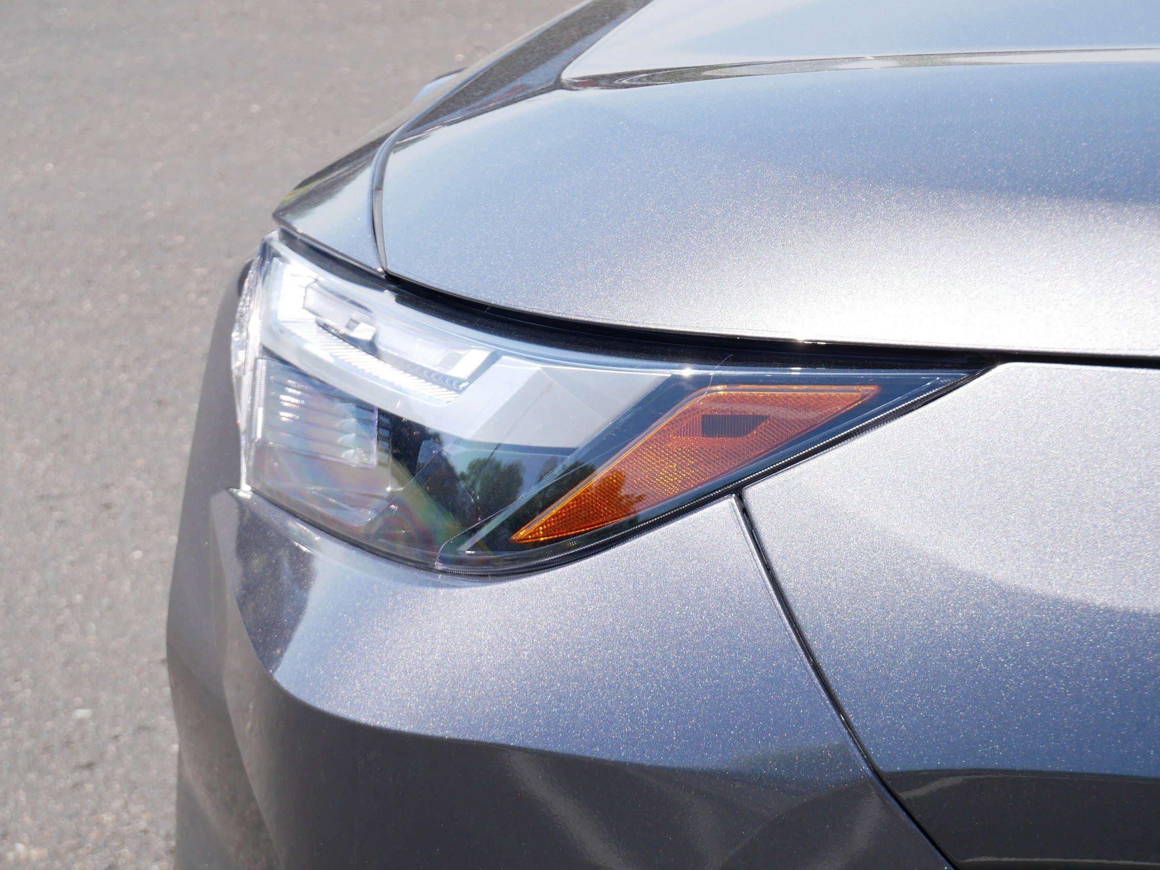 Used 2022 MAGNETIC GRAY M Toyota XLE image 16