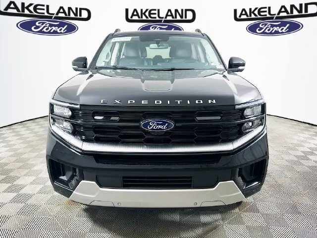 New 2026 Ford Expedition Platinum