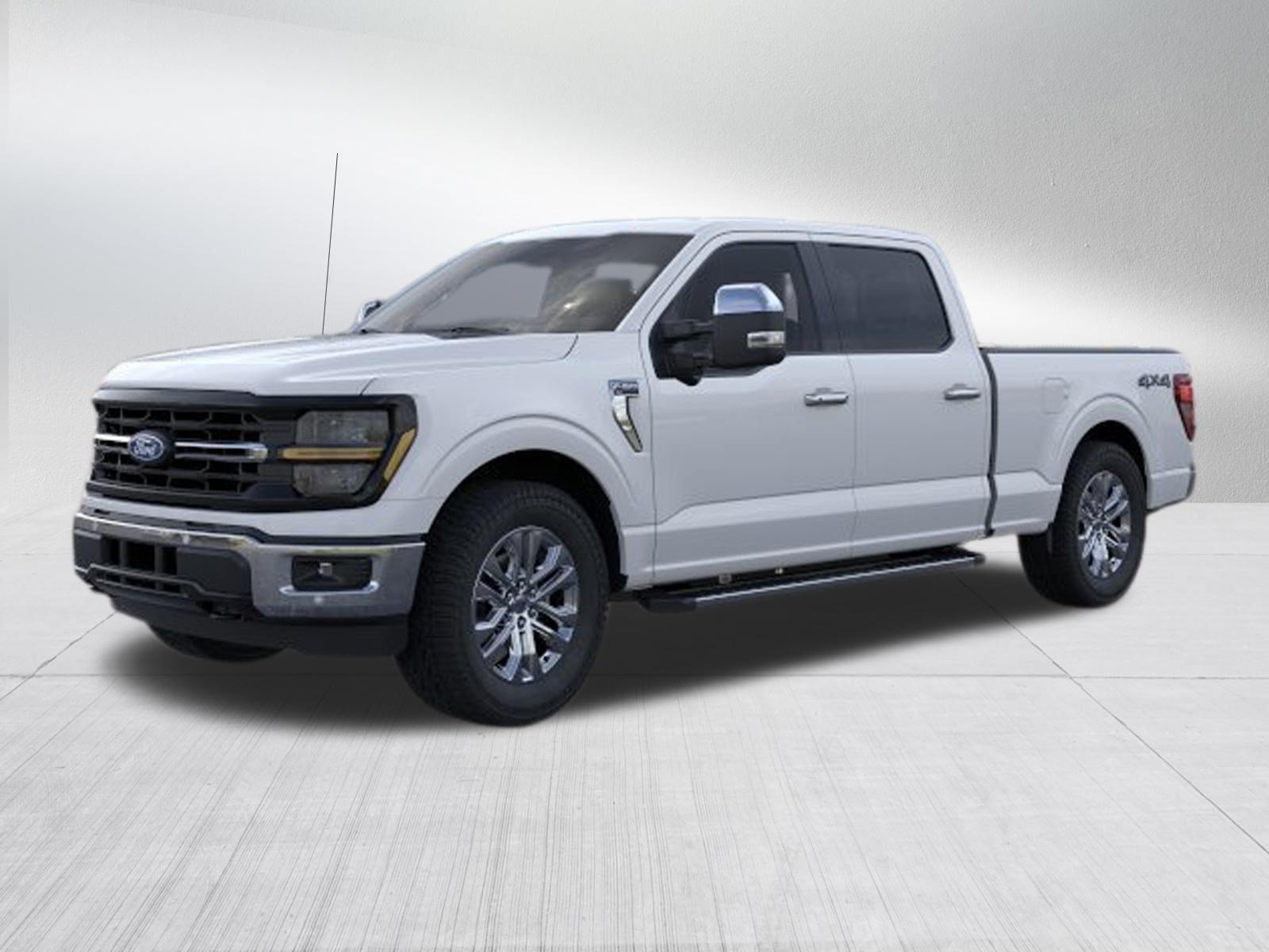 New 2026 Oxford White Ford XLT image 4