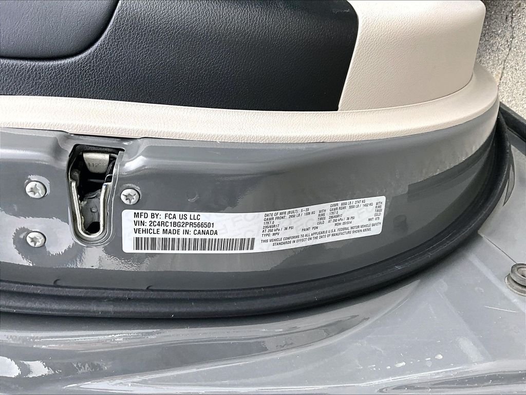 Used 2023 White Chrysler Touring L image 33