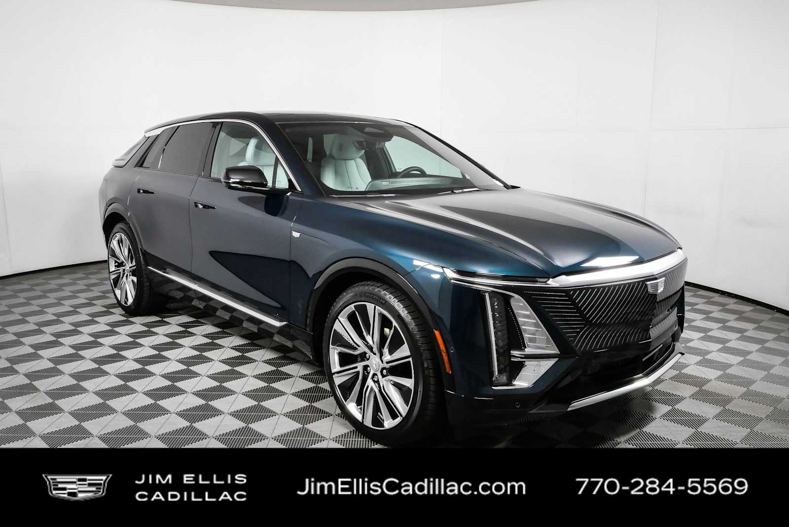 2025 Cadillac Lyriq Luxury 3 AWD's photo