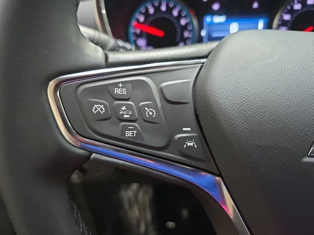 Used 2024 Summit White Chevrolet LT image 19