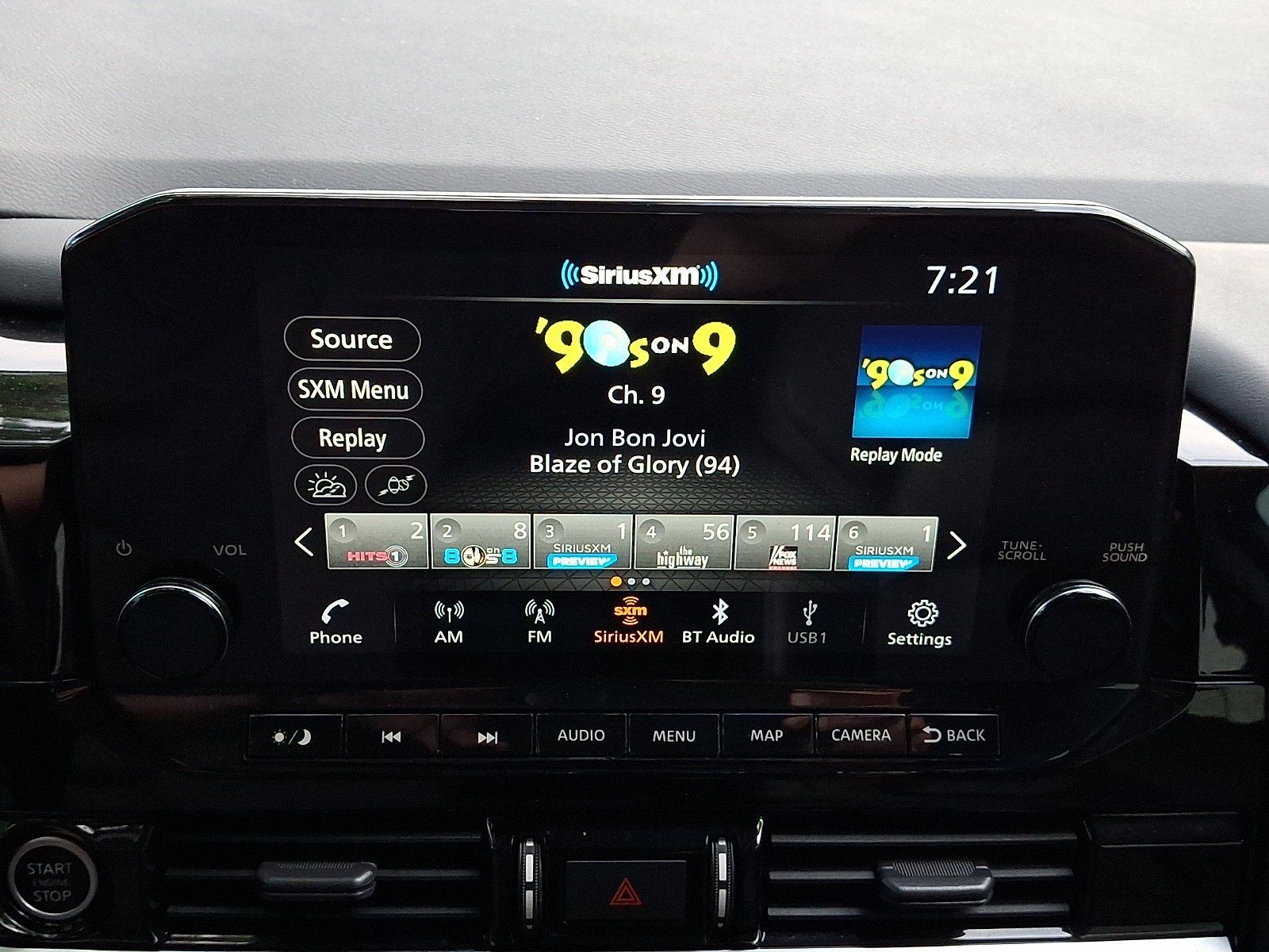 Used 2022 Gun Metallic Nissan SL image 17