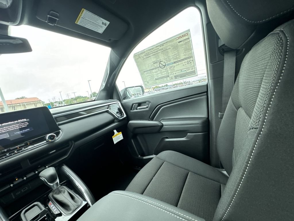 Used 2024 White GMC Elevation image 11