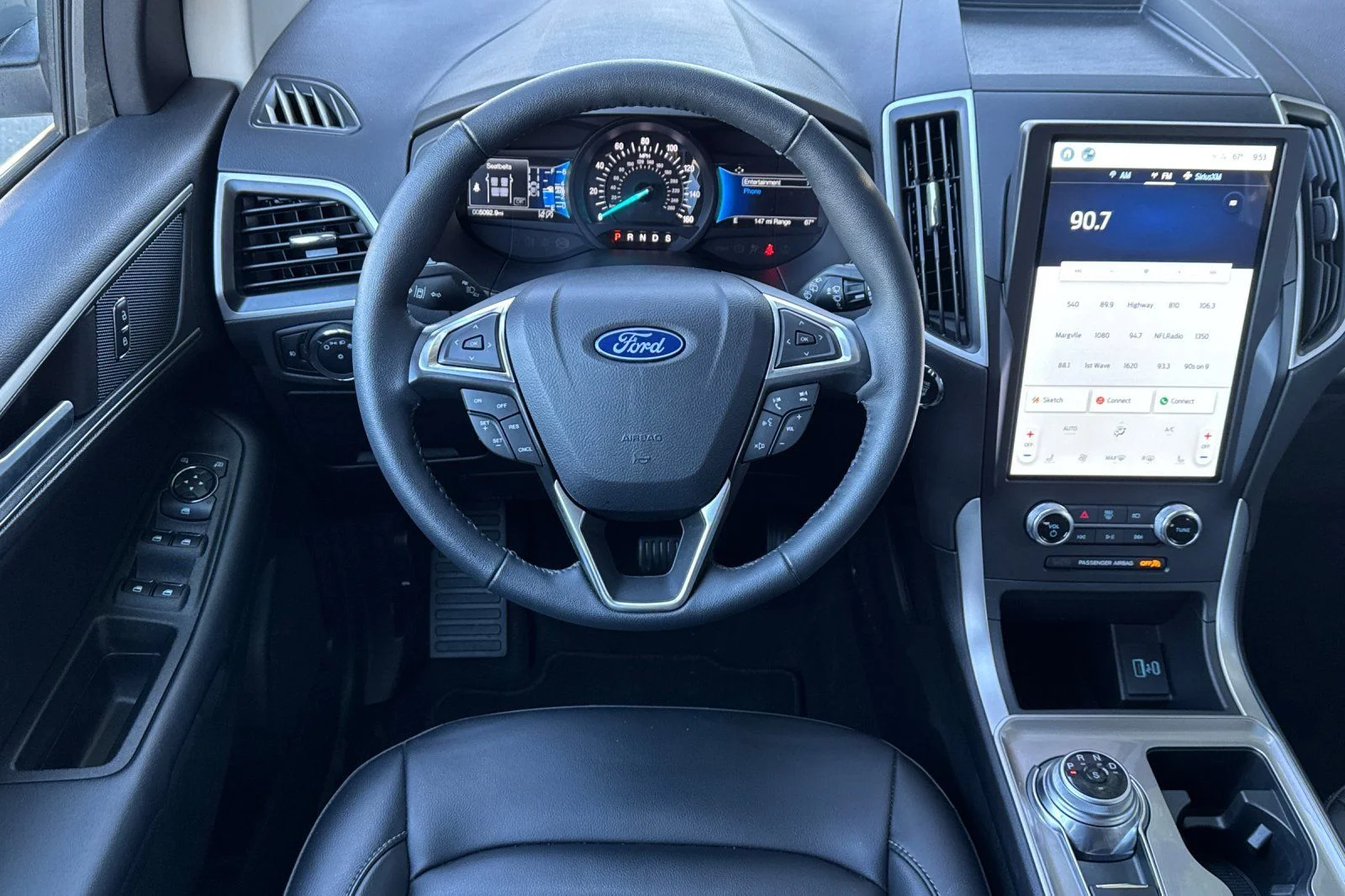 2024 Ford Edge SEL - Photo 11