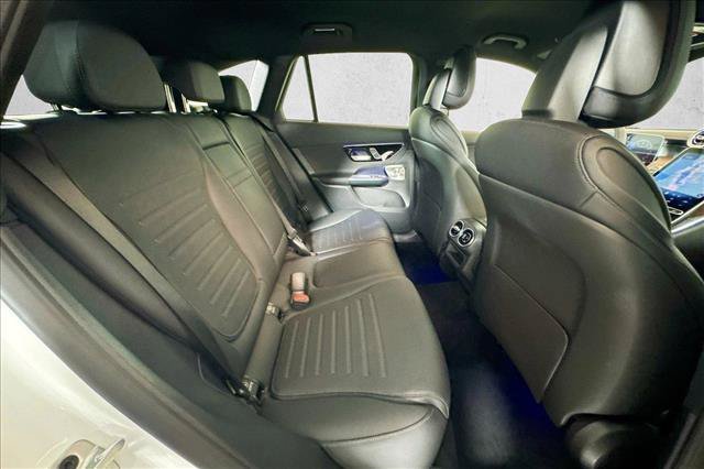 New 2026 Polar White Mercedes-Benz GLC 300 image 53