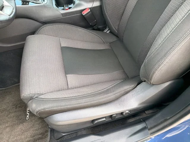 Used 2020 Blue Subaru Premium image 19