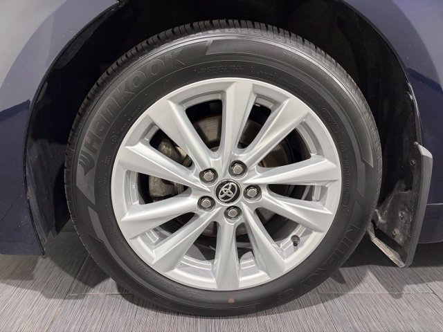 Used 2024  Toyota LE image 22