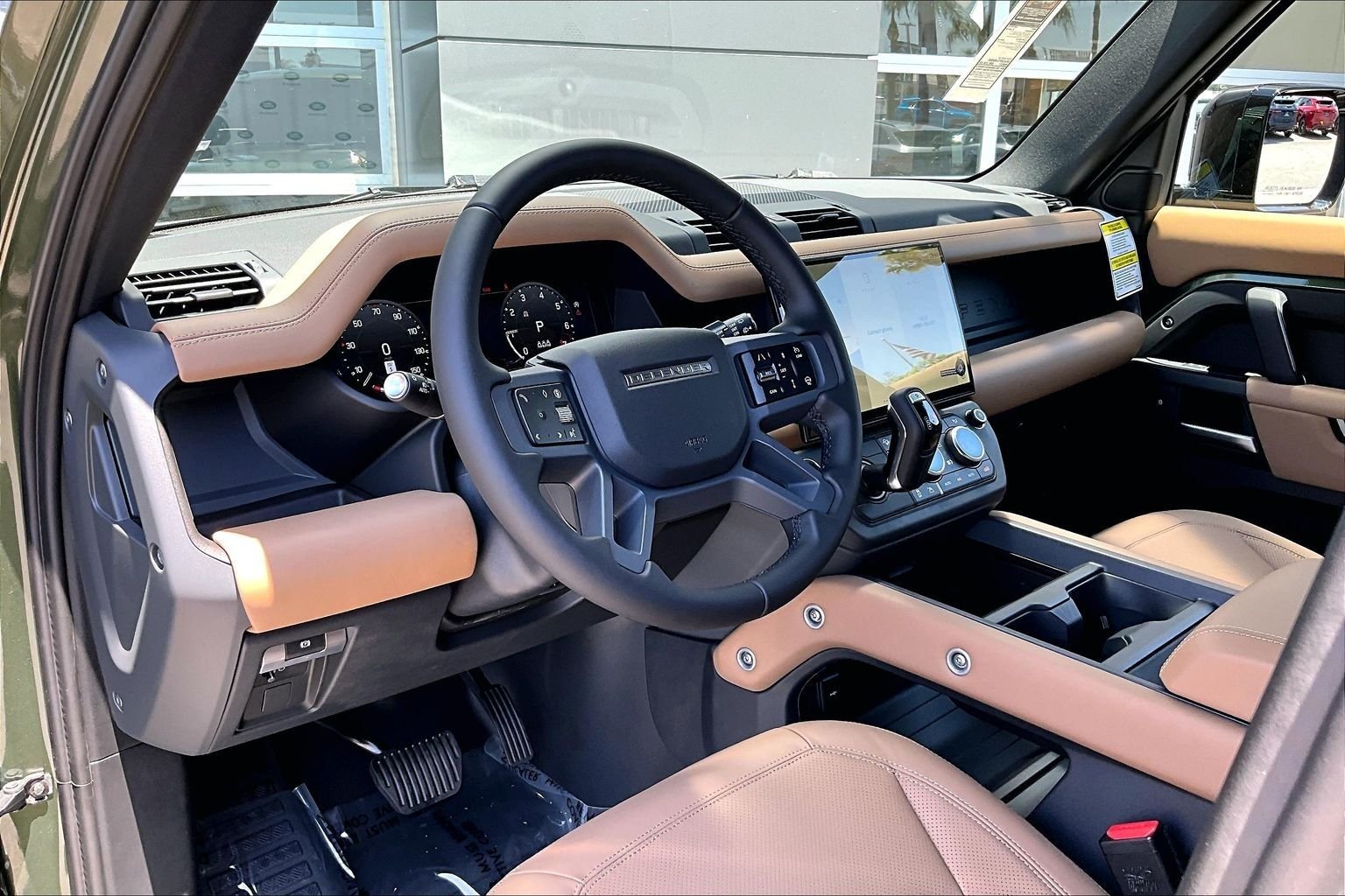 New 2026 Woolstone Green Land Rover X-Dynamic SE image 6