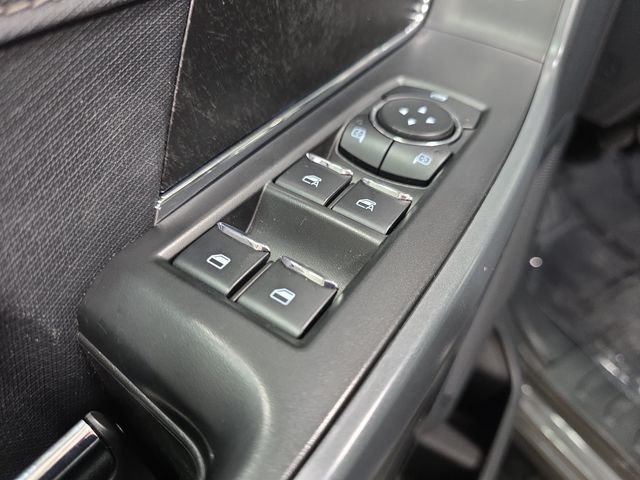 Used 2023 Red Ford XLT image 27