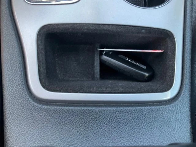 Used 2019 White Jeep Altitude image 16
