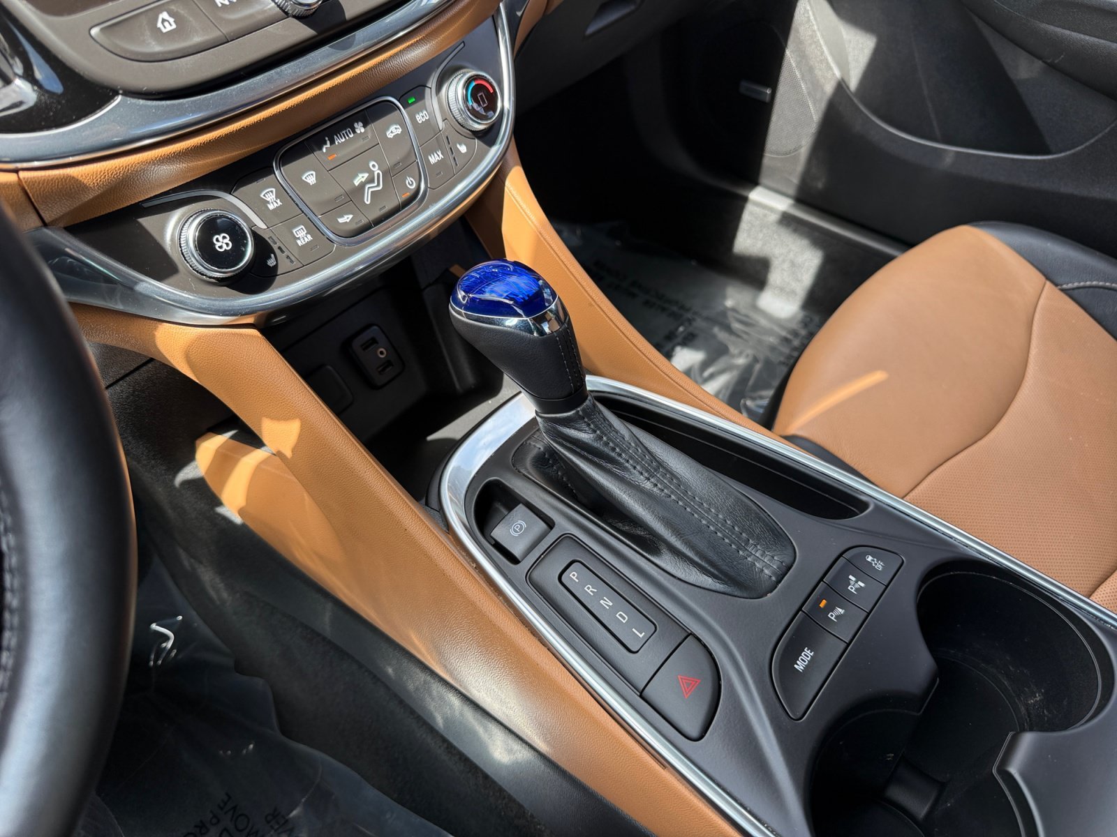 Used 2016 Gray Metallic Chevrolet Premier image 13