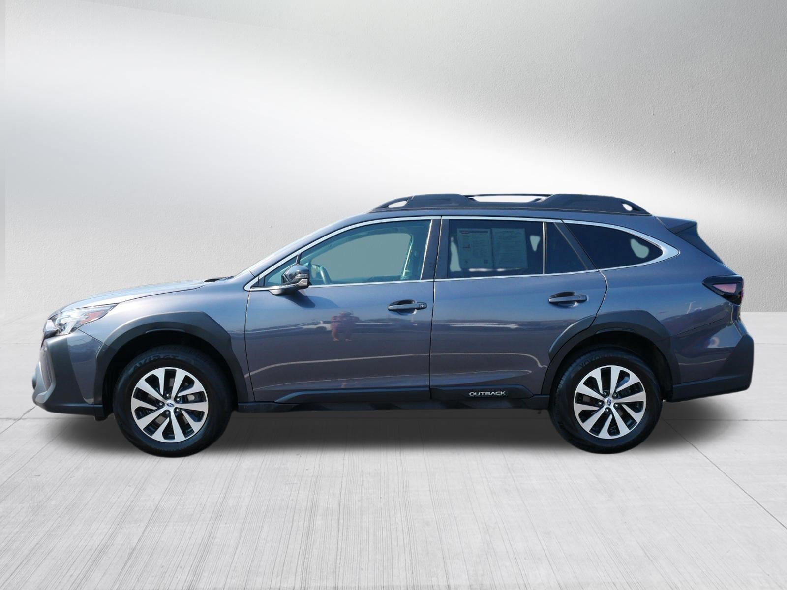 Used 2025 Magnetite Gray Metallic Subaru Premium image 4