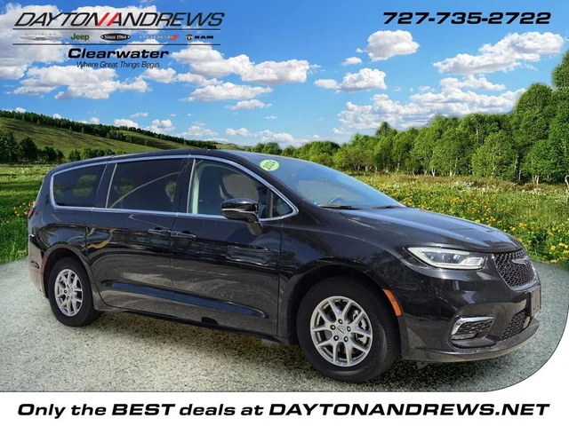 2024 Chrysler Pacifica Touring L