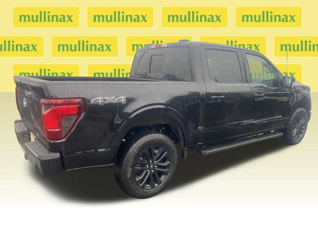 New 2026 Black Ford XLT image 3