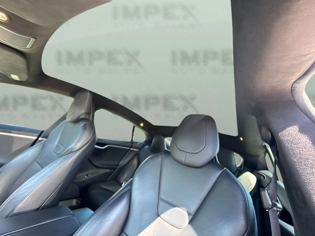 Used 2017  Tesla 75 image 6