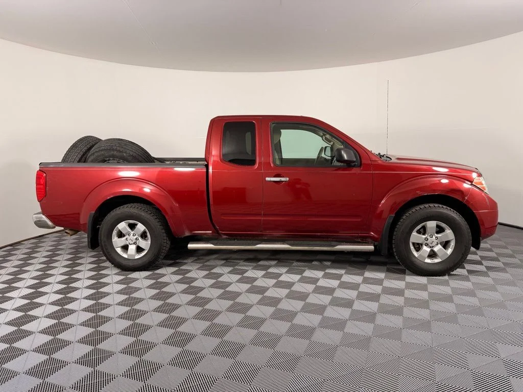 Used 2012 Red Nissan SV image 8