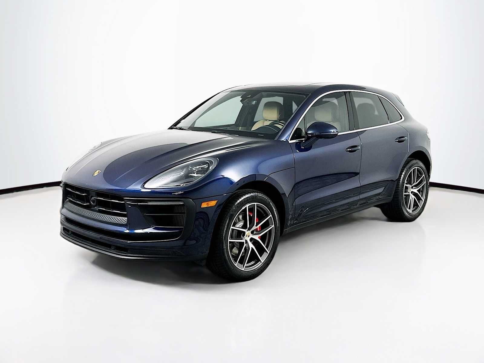 2023 Porsche Macan S's photo