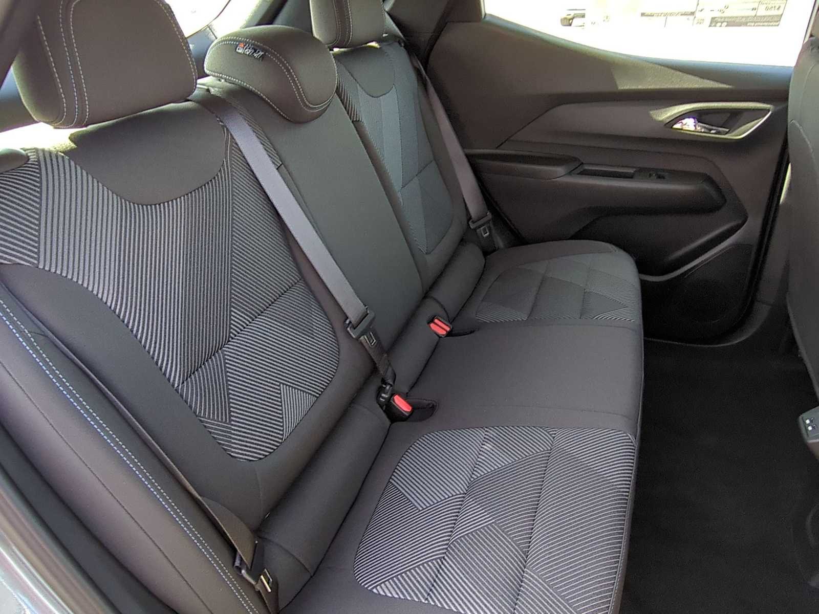 2027 Chevrolet Bolt LT - Photo 26