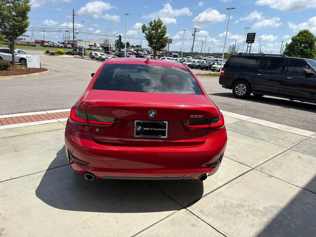 Used 2022 Red BMW 330i image 5