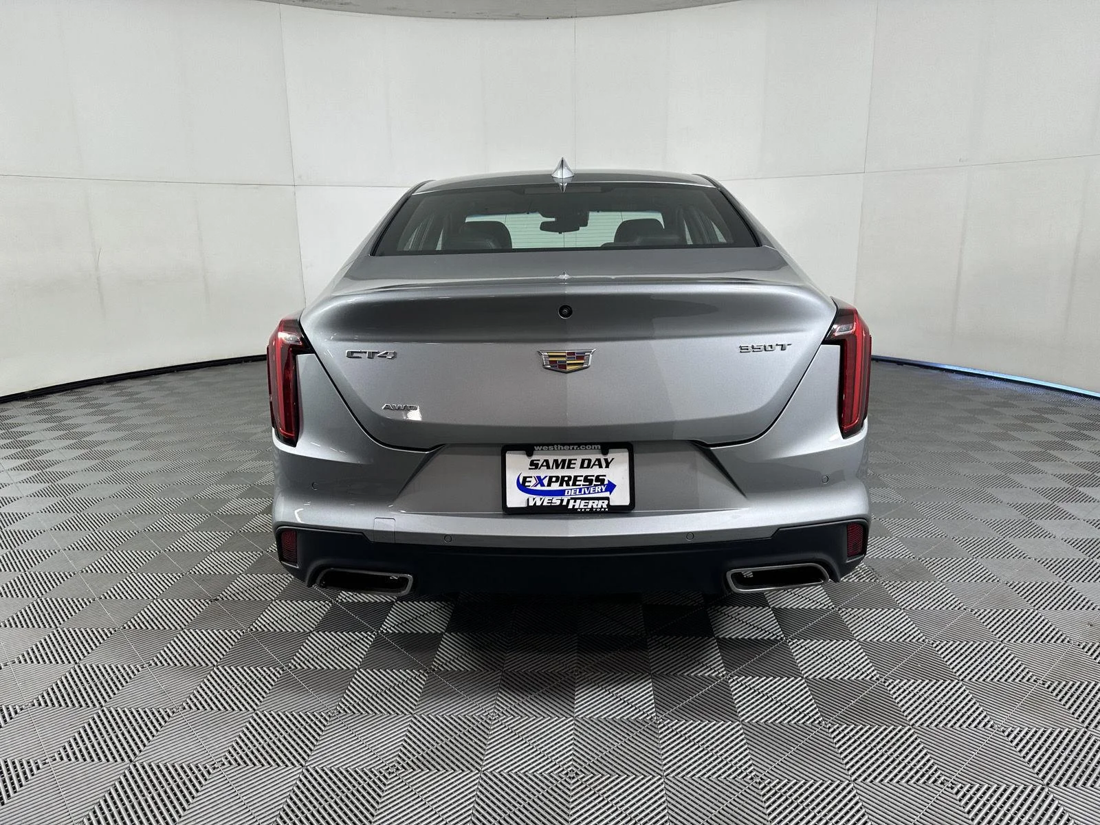 Used 2024 Argent Silver Metallic Cadillac Luxury image 22