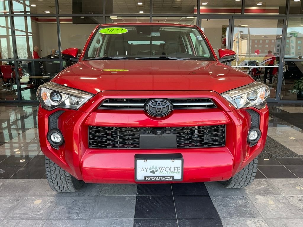 Used 2022 Toyota 4Runner SR5 Premium with VIN JTENU5JR7N6018743 for sale in Kansas City