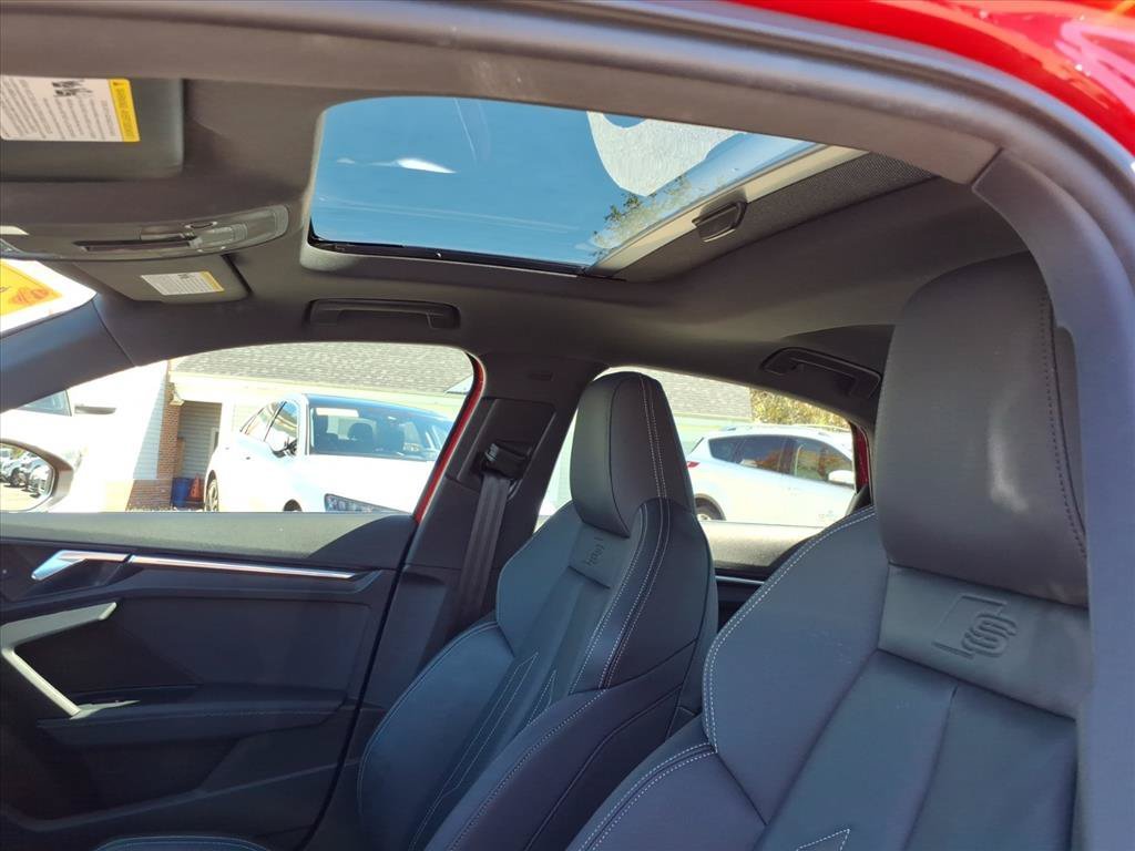 Used 2022 Tango Red Met Audi Premium Plus image 12