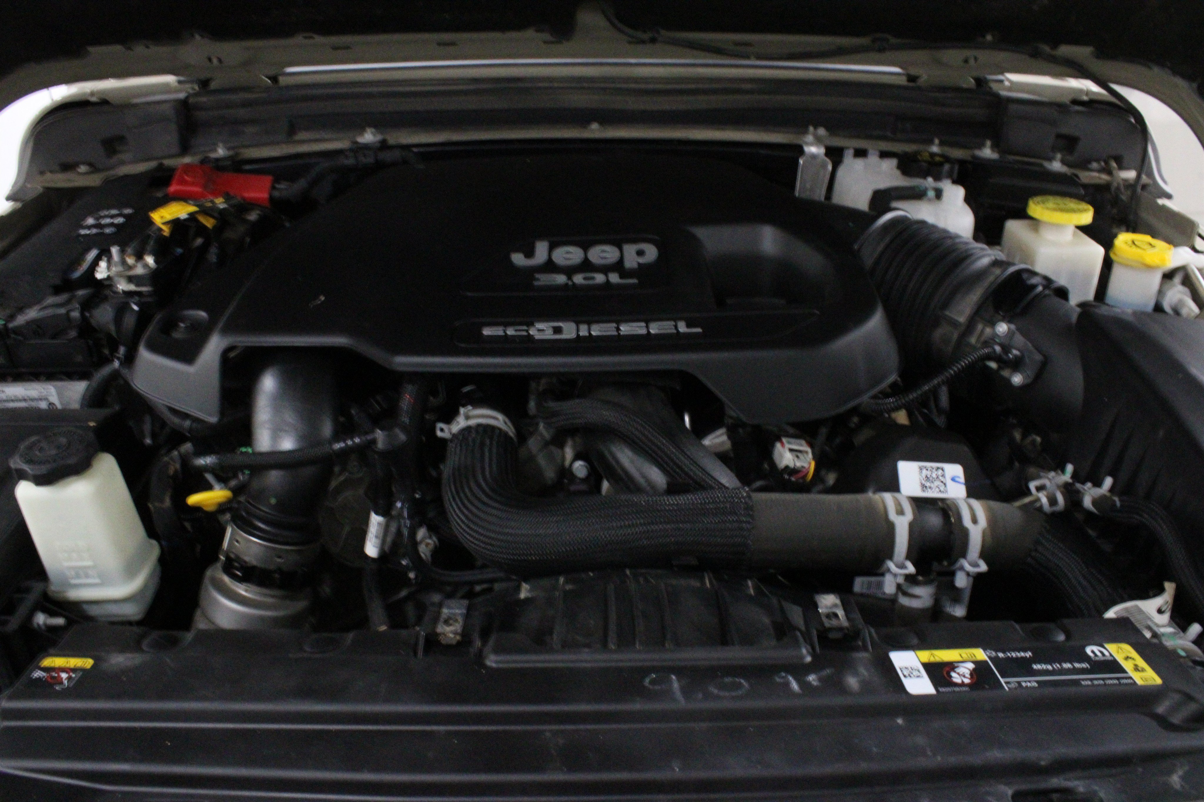 Used 2022 Limited Edition Gobi Clearcoat Jeep Rubicon image 37