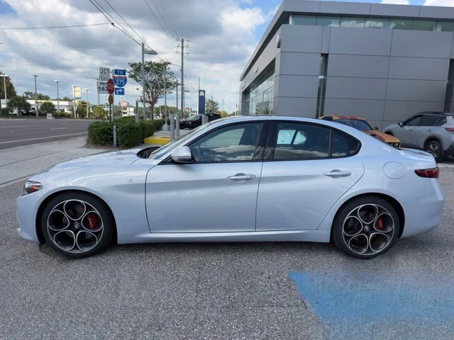 Used 2023 Moonlight Gray Metallic Alfa Romeo Ti image 16